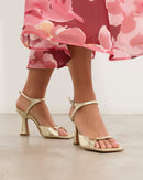 MIM Sandalia de tacón Adele Dorado