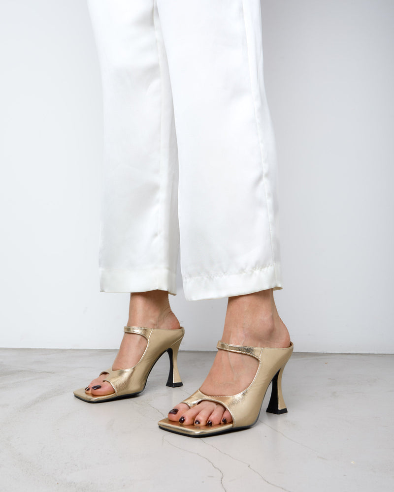 MIM Sandalia Tacon DRIENNE DORADO