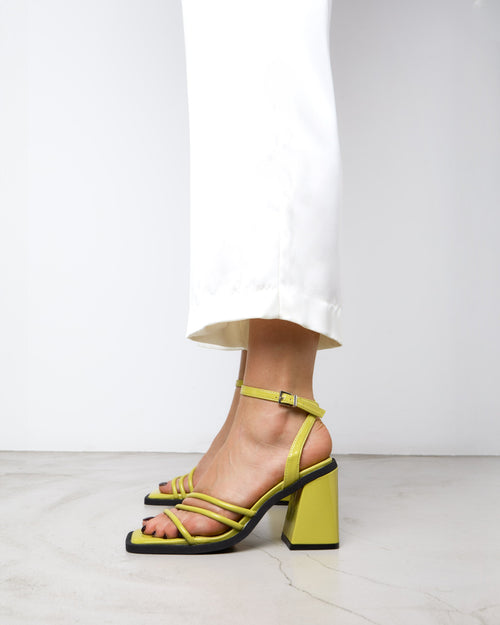 MIM Sandalia Tacon LUZ LIMA