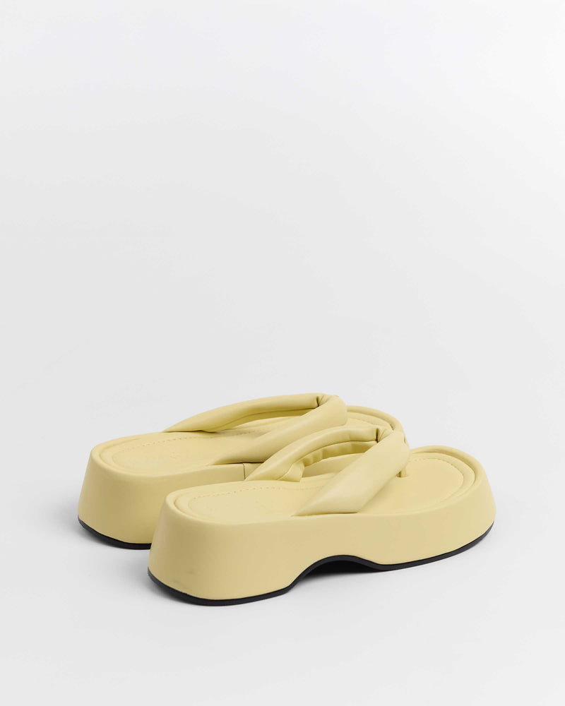 MIM Sandalia plana Brust Amarillo