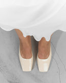 MIM Tacón cerrado Claude Crudo