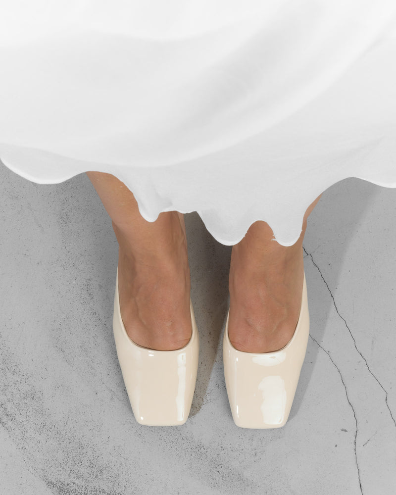 MIM Tacón cerrado Claude Crudo