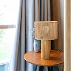Mira - Lampe En Papier De Corde Et Socle En Rondin De Bois