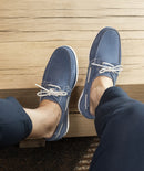 s/files/1/0898/2354/3633/files/moccasin-mallorca-daim-bleu.jpg_v_4735000671745-2_e6e5c6c7-50dc-40fc-b2d9-fcb7ab5b5777.jpg?v=1745548877