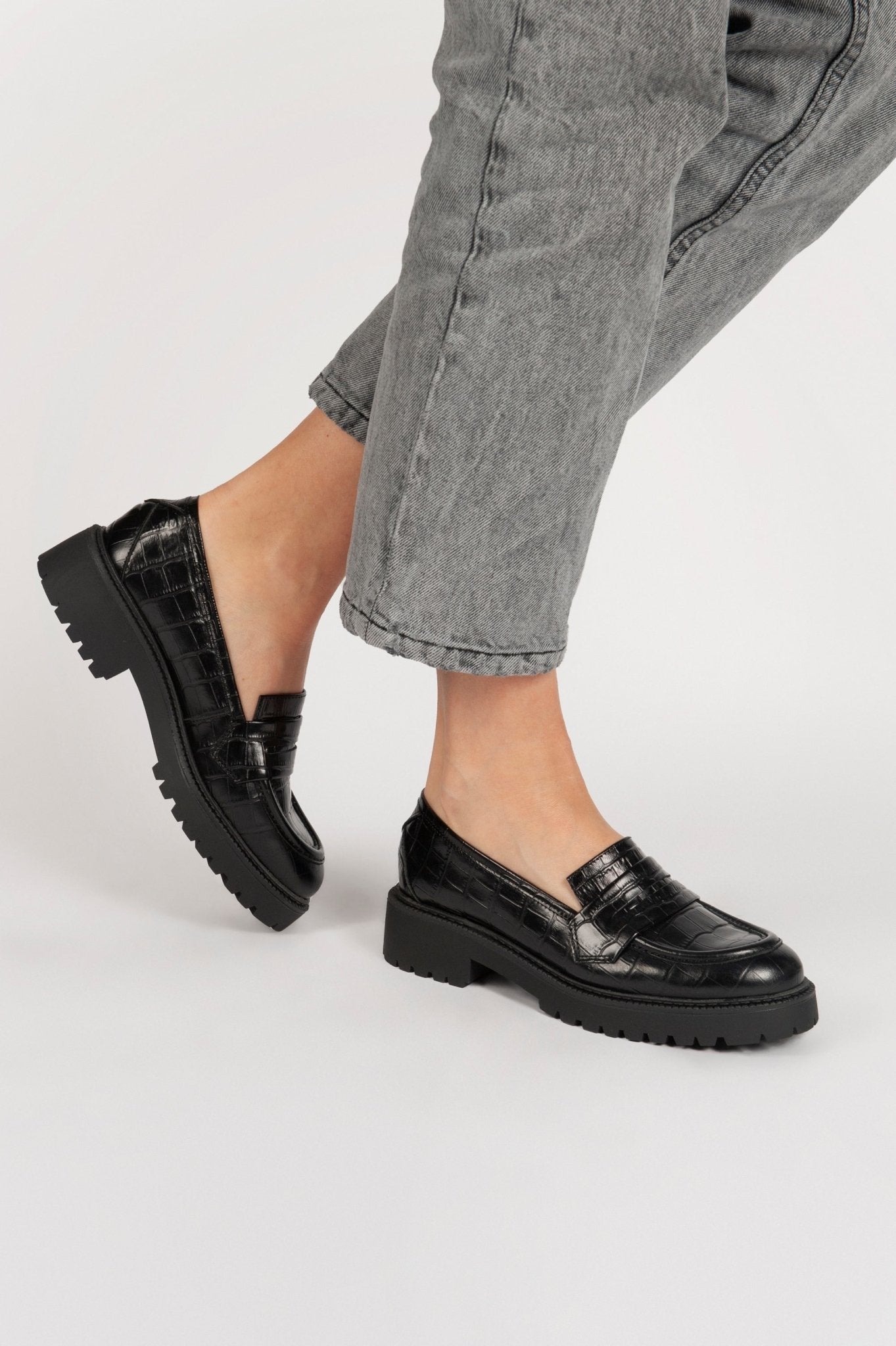 Anaki - Coco Croco Noir Loafers