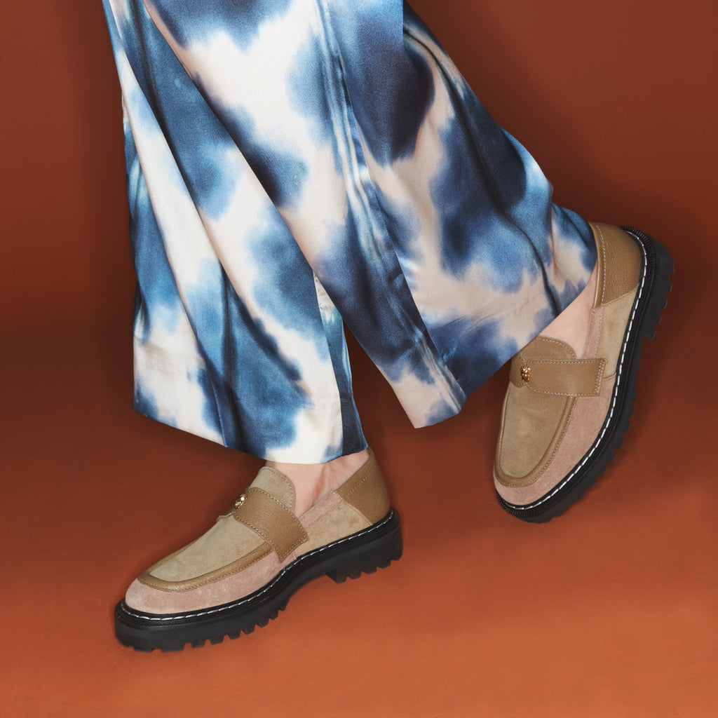 Mia Grege Olive Leather Moccasin