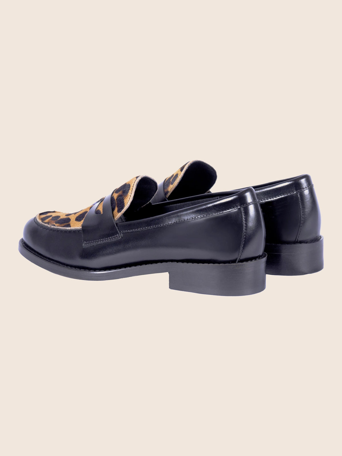 Mocassins Cuir Noir Léopard - Femme