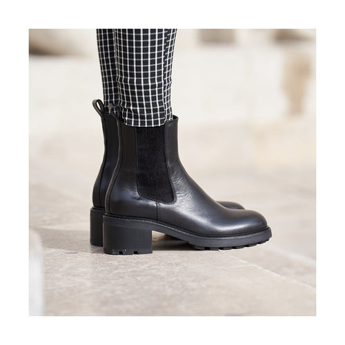 Chelsea Boots Ann Tuil Magenta - Cuir Noir