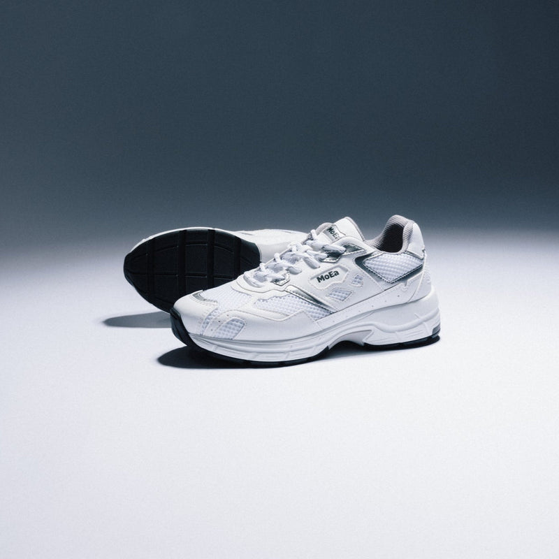 Baskets Gen8 - White & Silver