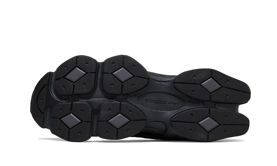 9060 Triple Black Leather - Noir