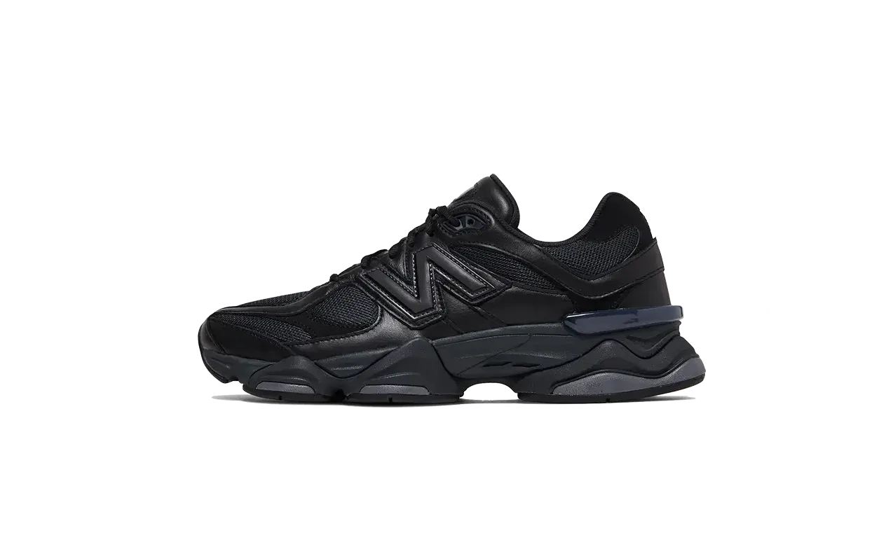 9060 Triple Black Leather - Noir