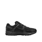 Zoom Vomero 5 Trainers - Black