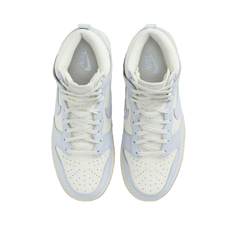 Dunk High Trainers - White