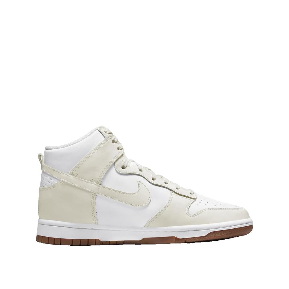 Dunk High Trainers - White