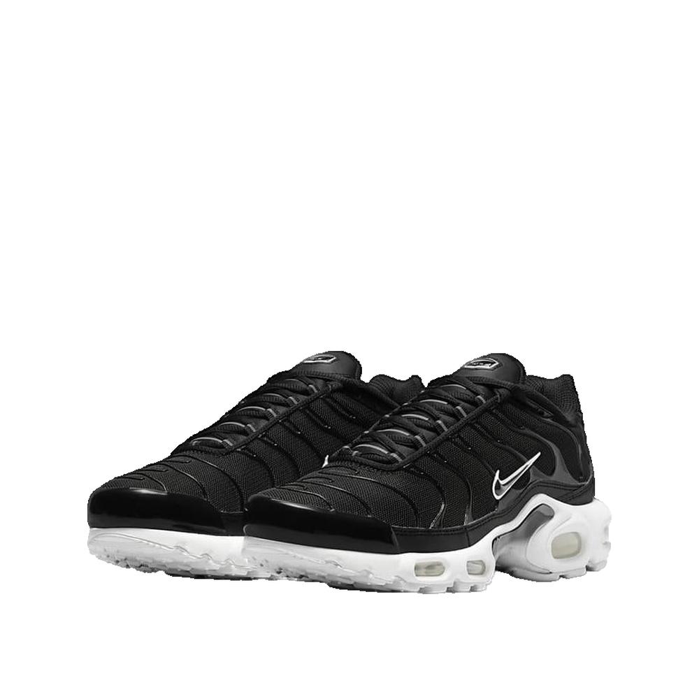 Air Max Plus Trainers - Black / White