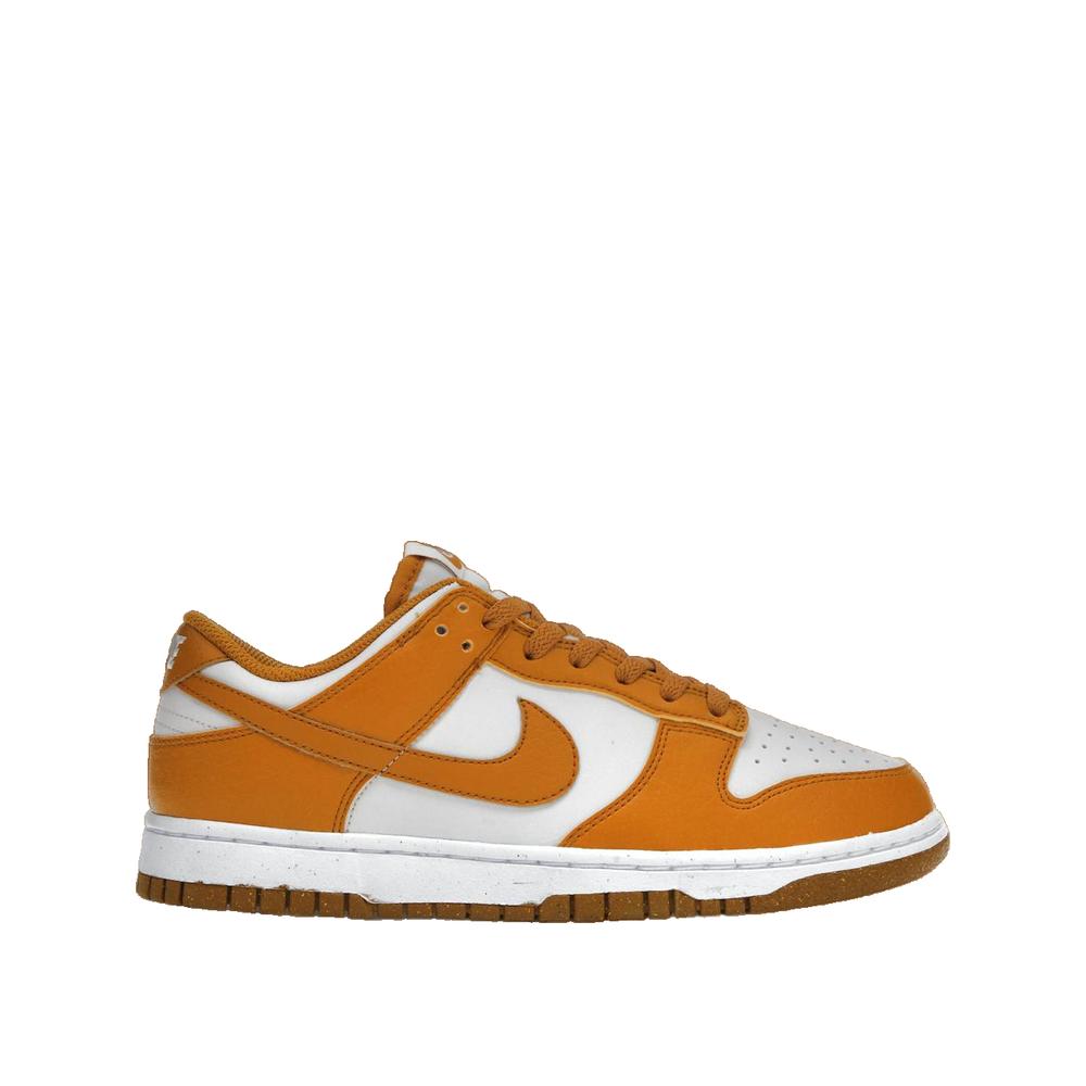 Dunk Low Next Nature Trainers - White