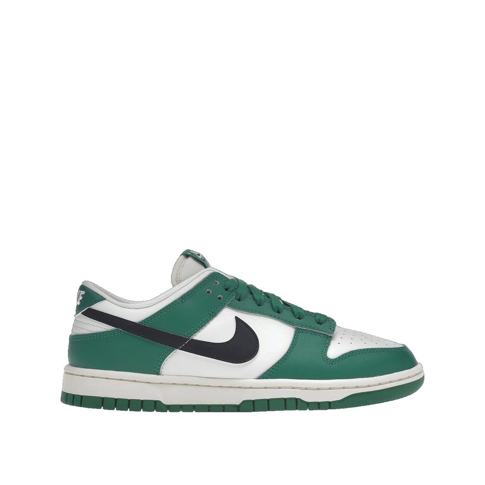 Dunk Low Retro SE Trainers - Beige