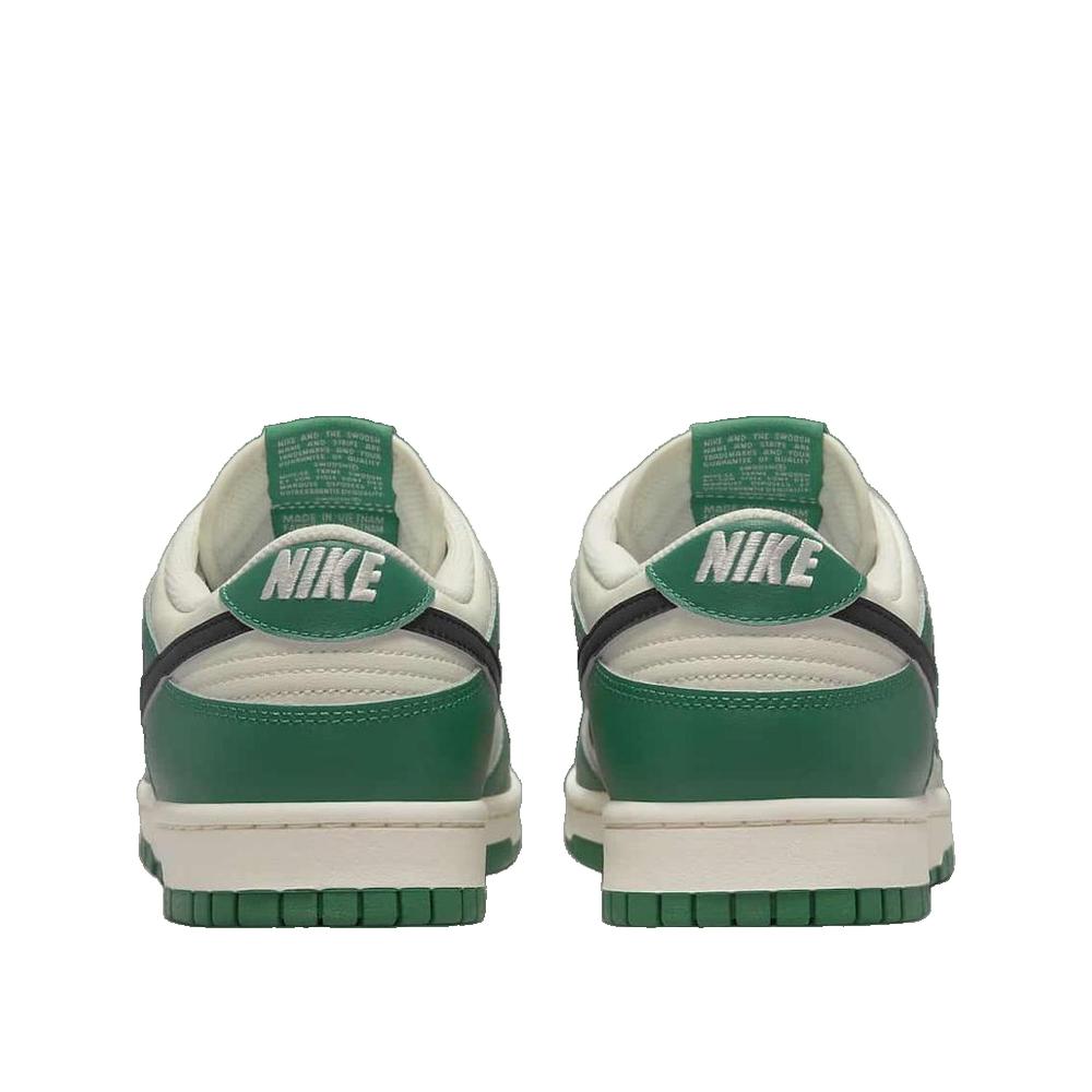 Dunk Low Retro SE Trainers - Beige