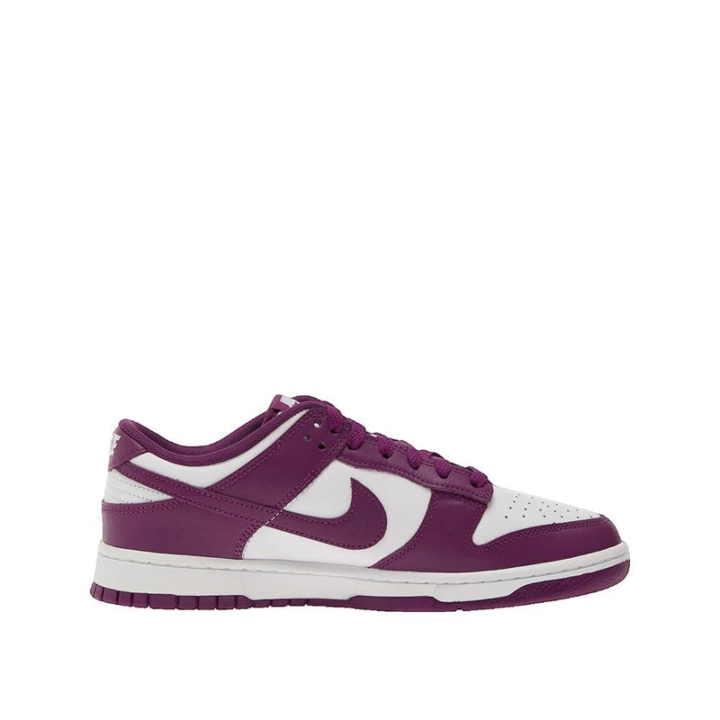 Dunk Low Retro Sneakers - White