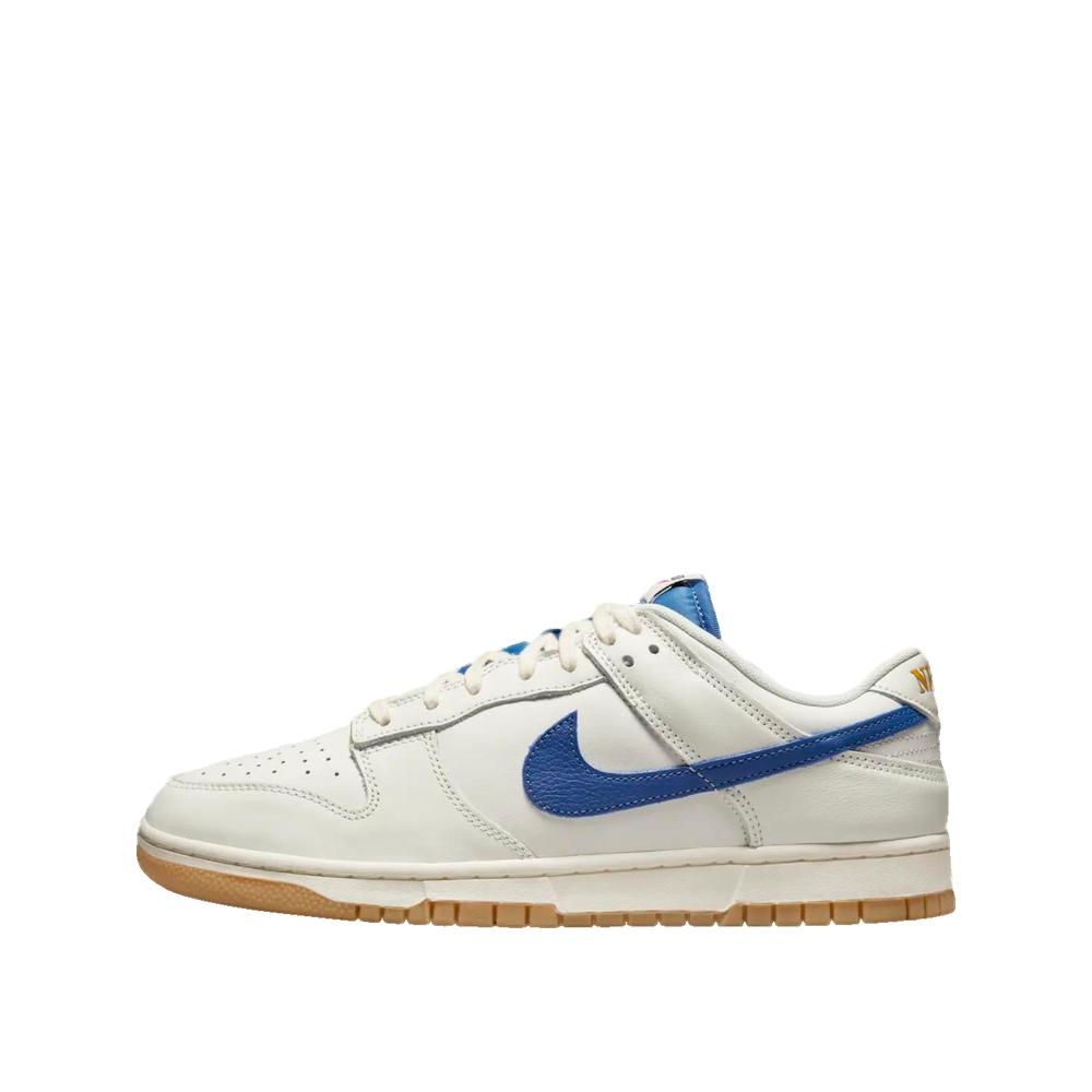 Dunk Low SE Trainers - White