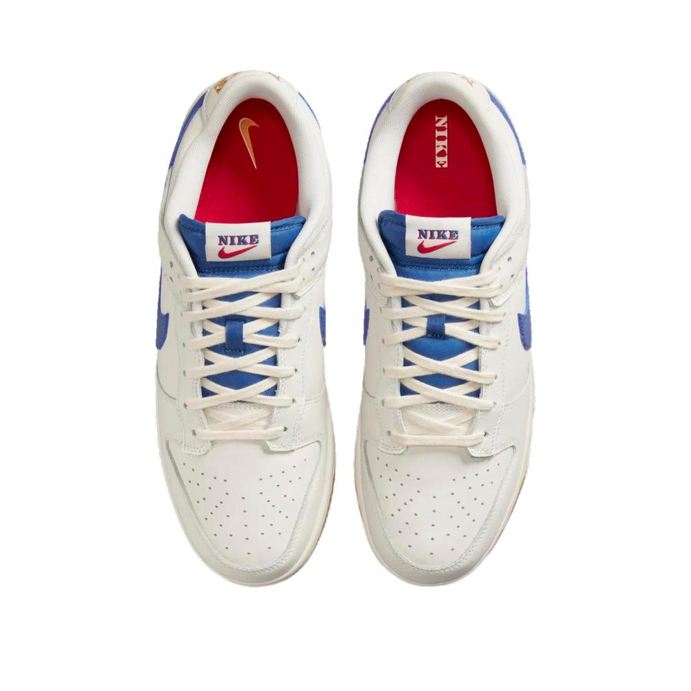 Dunk Low SE Trainers - White