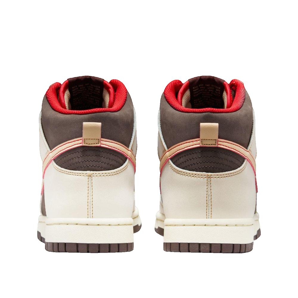 Dunk High Retro SE Trainers - Brown
