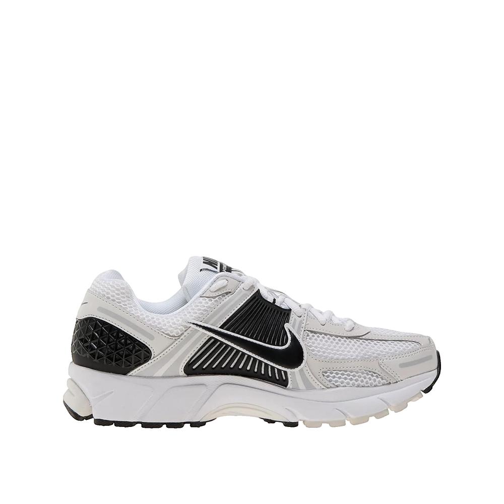 Zoom Vomero 5 Trainers - White