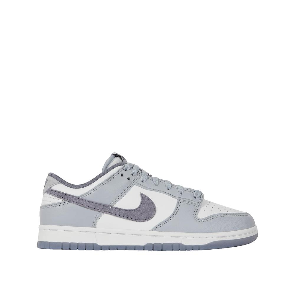 Dunk Low Retro SE Trainers - White