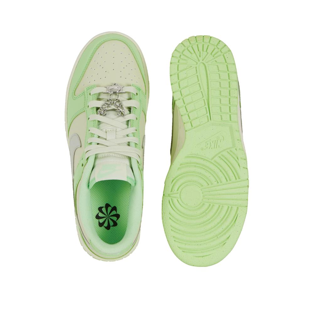 Dunk Low Next Nature SE Trainers - Green