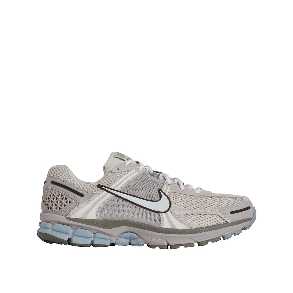 Zoom Vomero 5 Trainers - White
