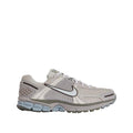 Zoom Vomero 5 Trainers - White