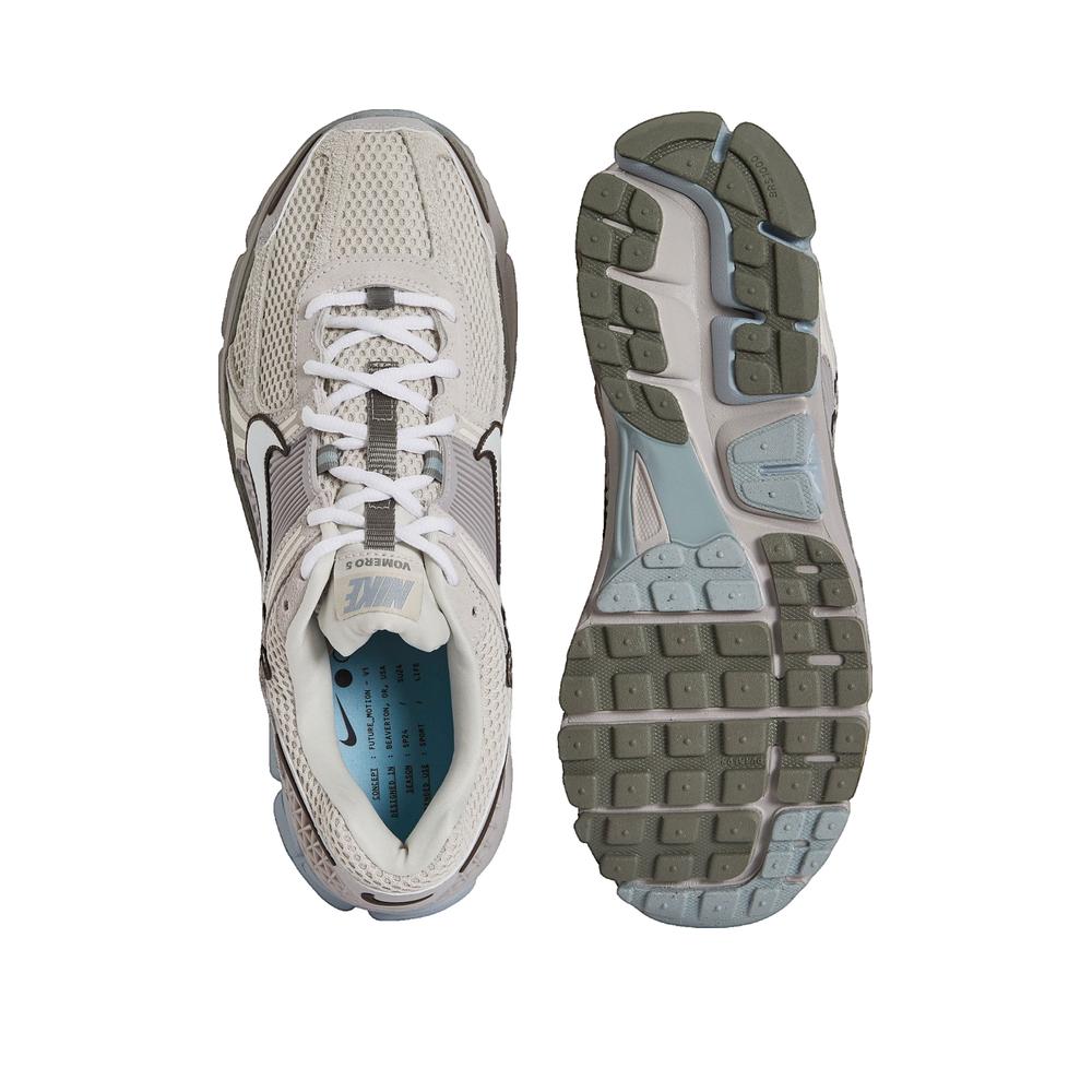 Zoom Vomero 5 Trainers - White