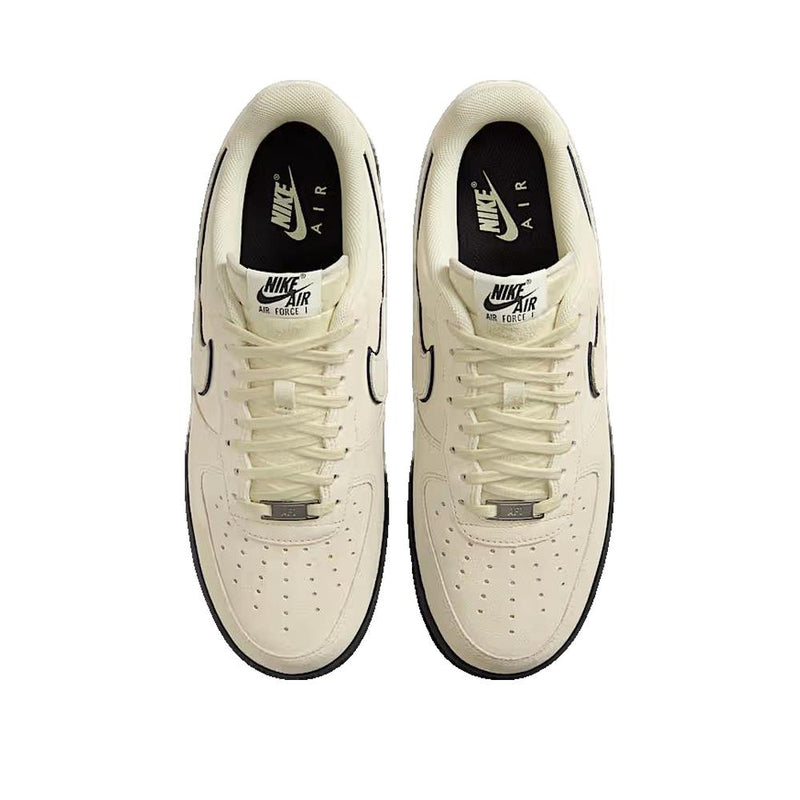 Baskets Air Force 1 '07 LV8 - Kaki clair