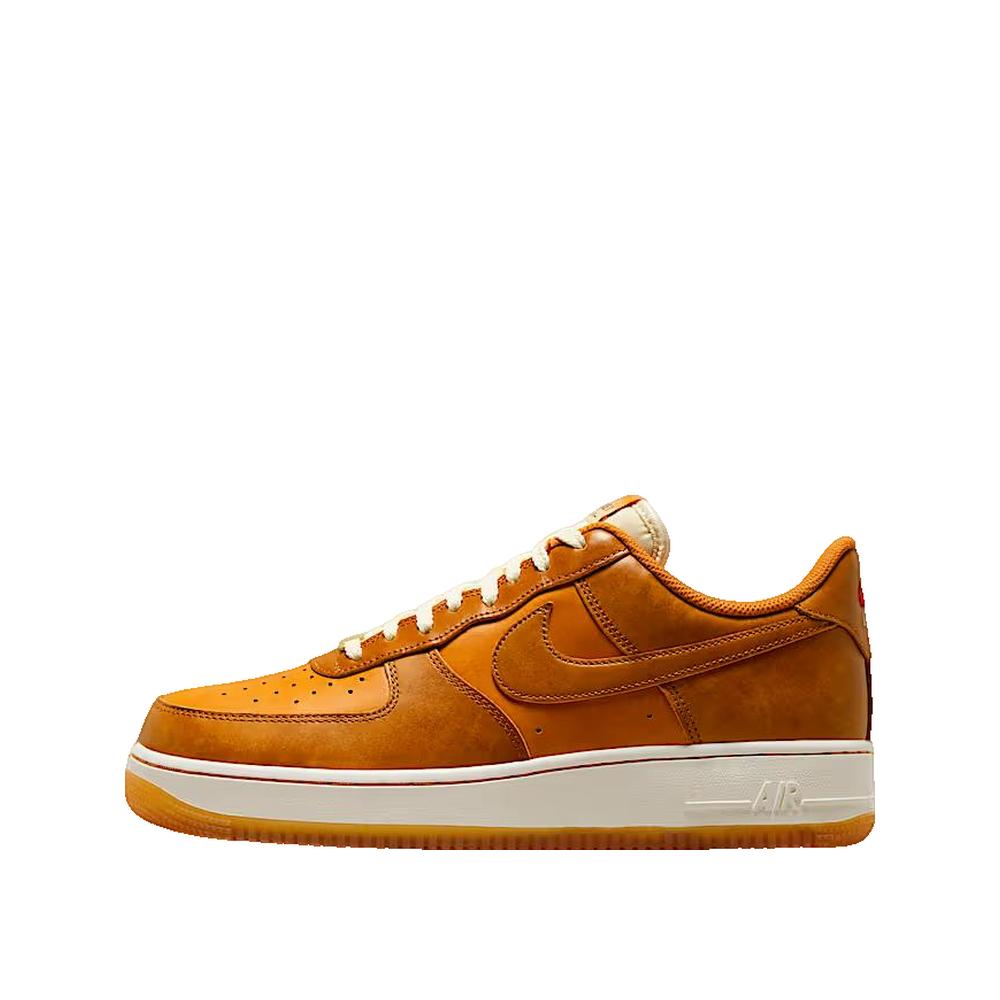 Air Force 1 '07 LV8 Trainers - Brown
