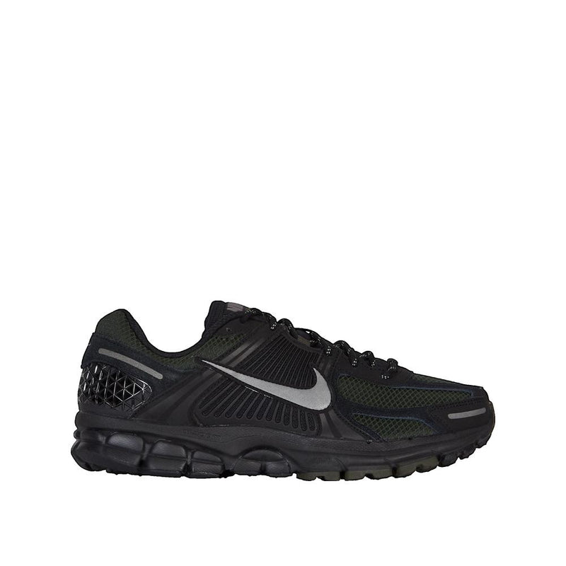 Zoom Vomero 5 Sneakers - Black
