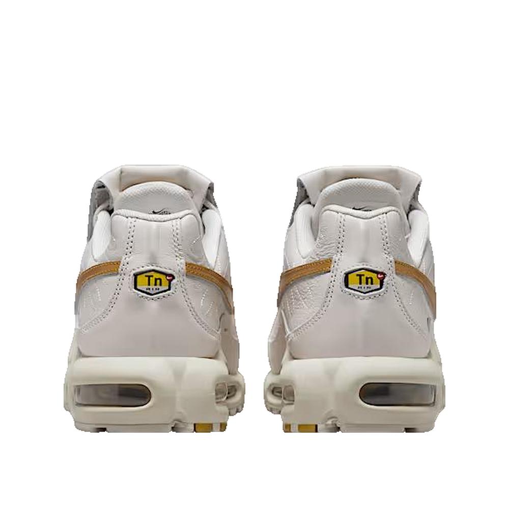 Air Max Plus Tiempo Metallic Gold Trainers - Ivory
