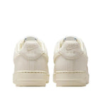 Air Force 1 '07 LX Trainers - White