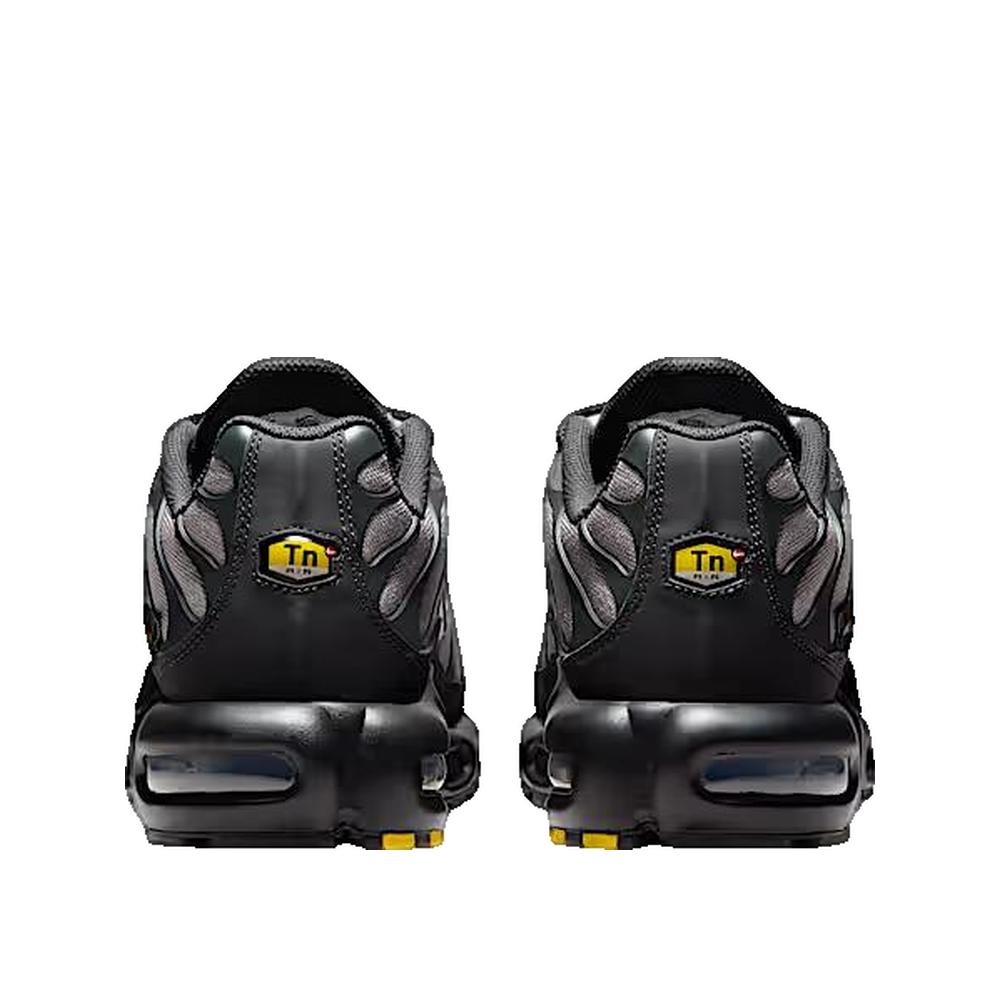 Air Max Plus Trainers - Grey
