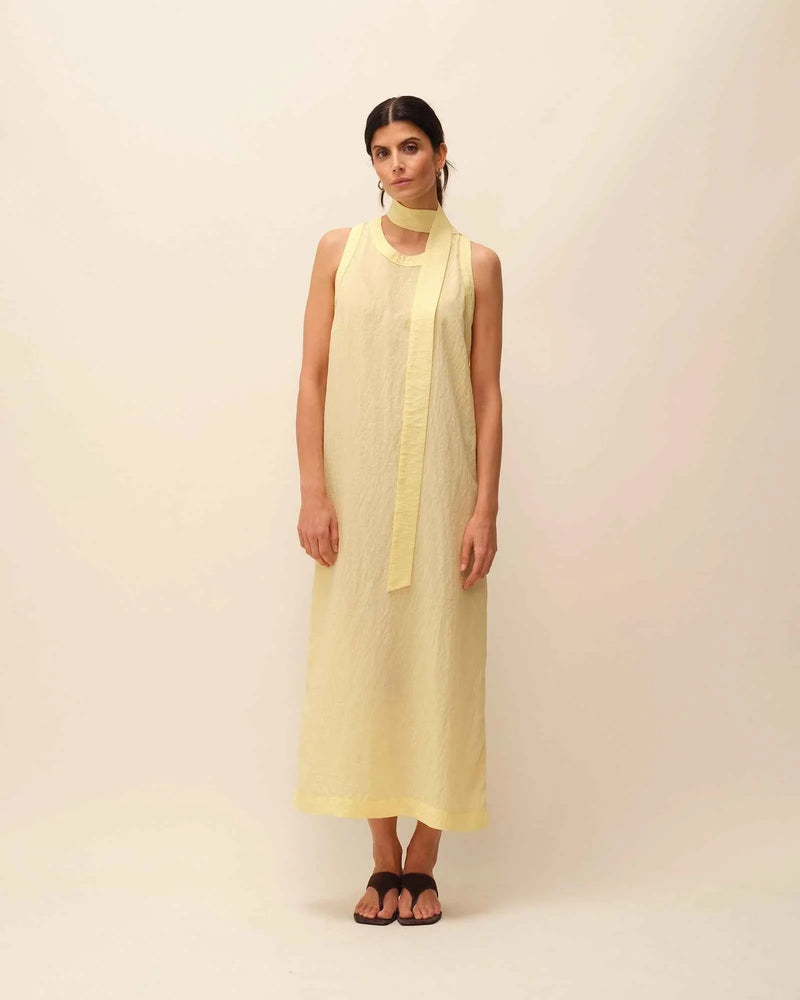 vestido amarillo adid