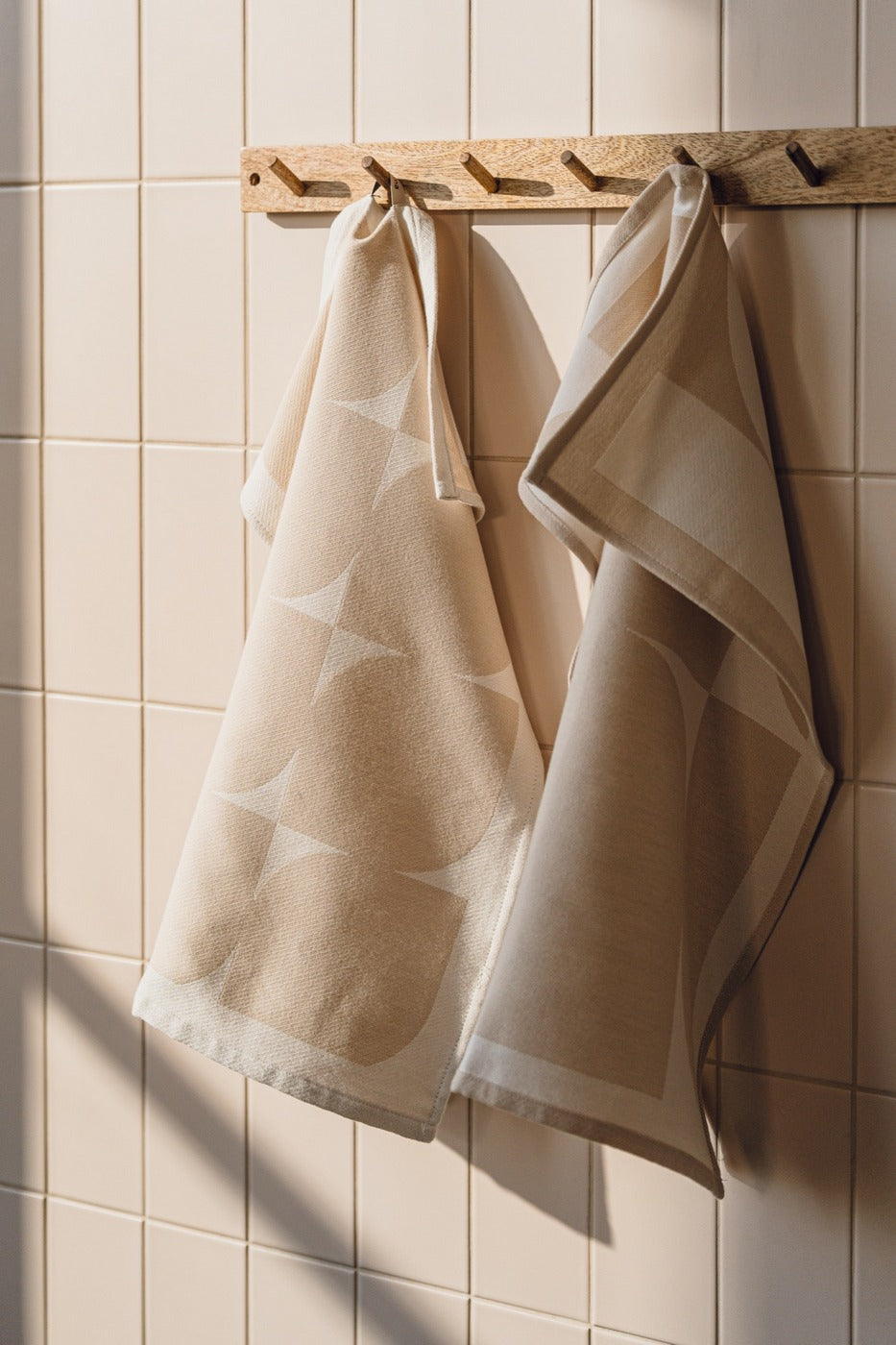 Set of 2 Abi Tea Towels - Sand Beige & Cream