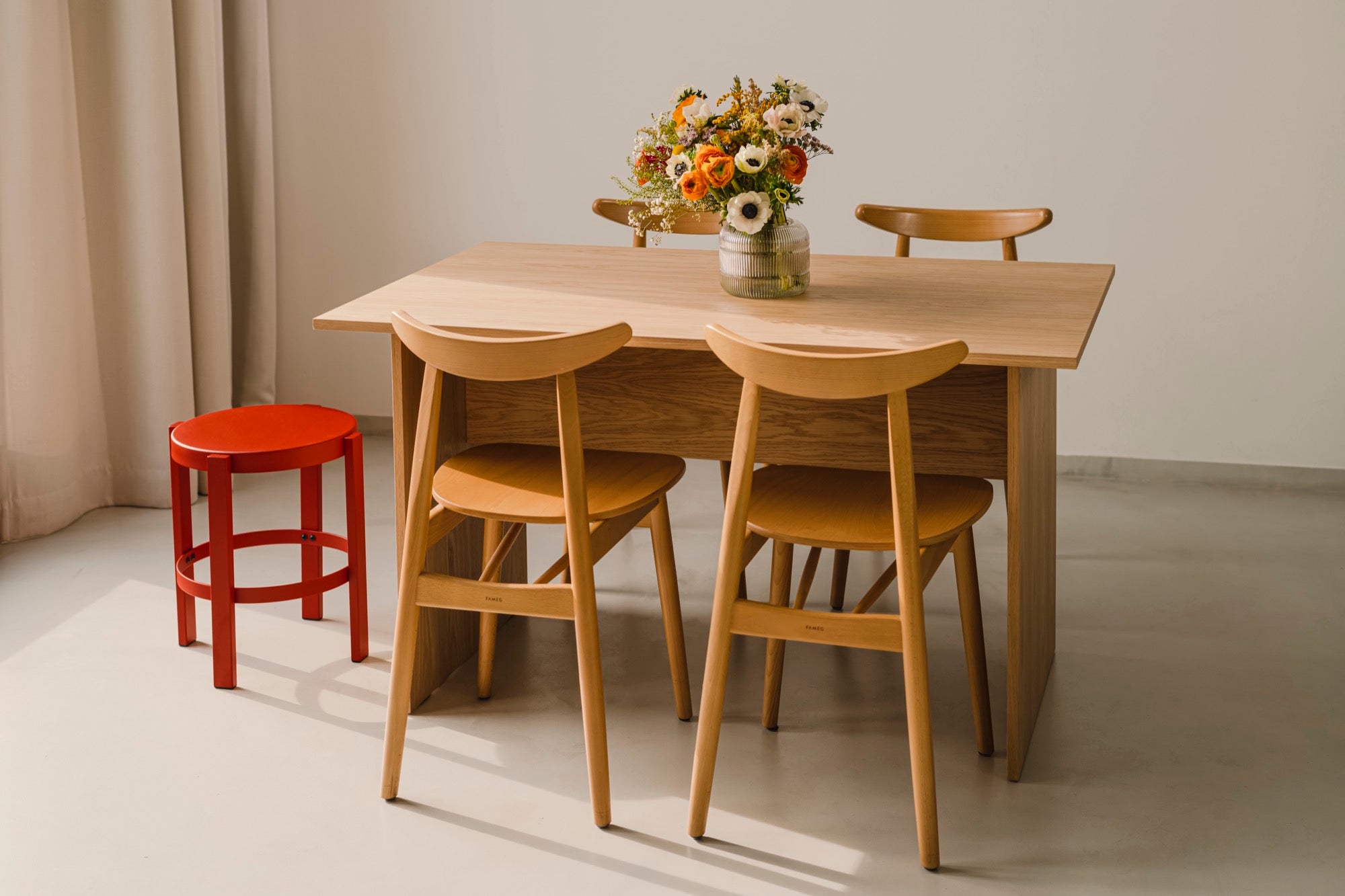 Table Hett - Grand - Oak