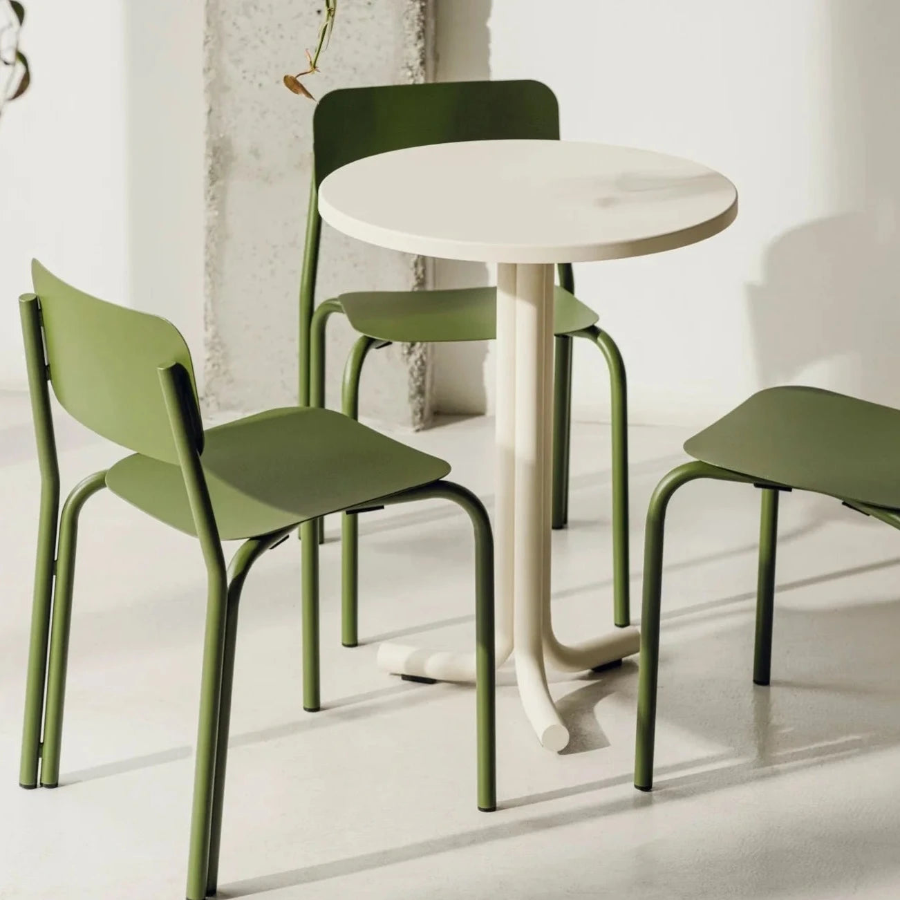 Silla Kei - Exterior - Forest Green