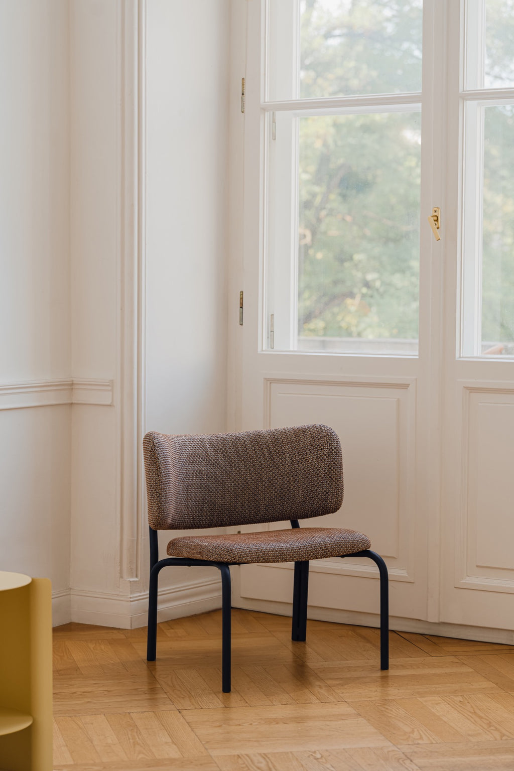Kei Armchair - Brown & Blue Mélange
