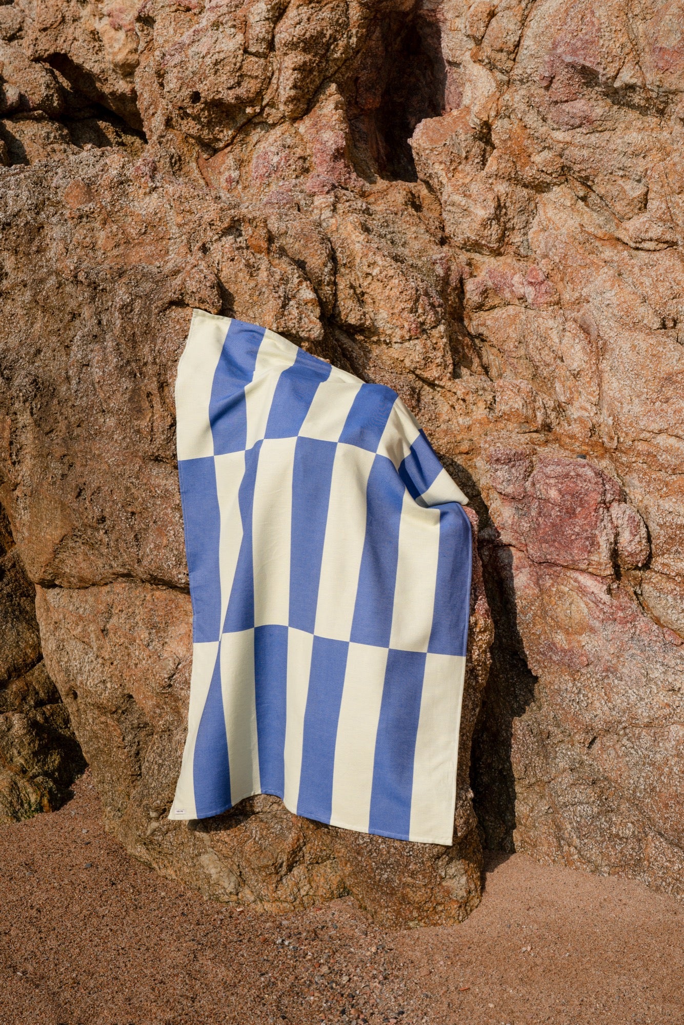 Su Beach Towel - Lime & Blue