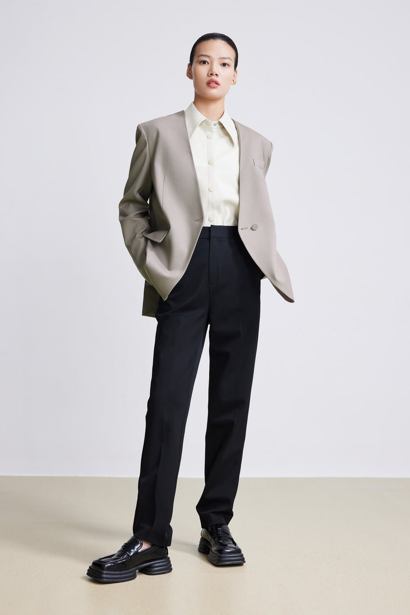 Lily - Costume - Café Camel