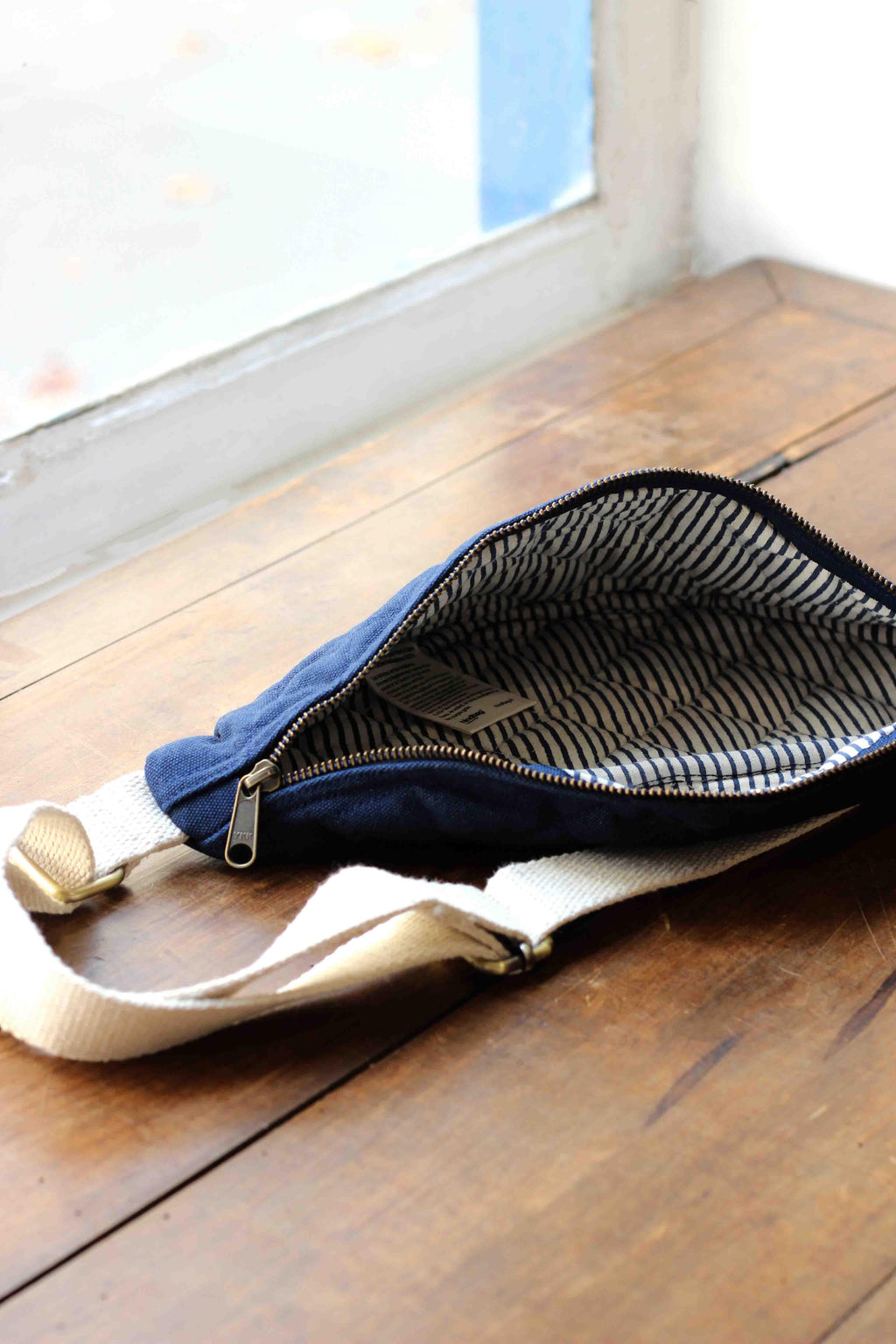 Riñonera acolchada Olivia Marino Hindbag2