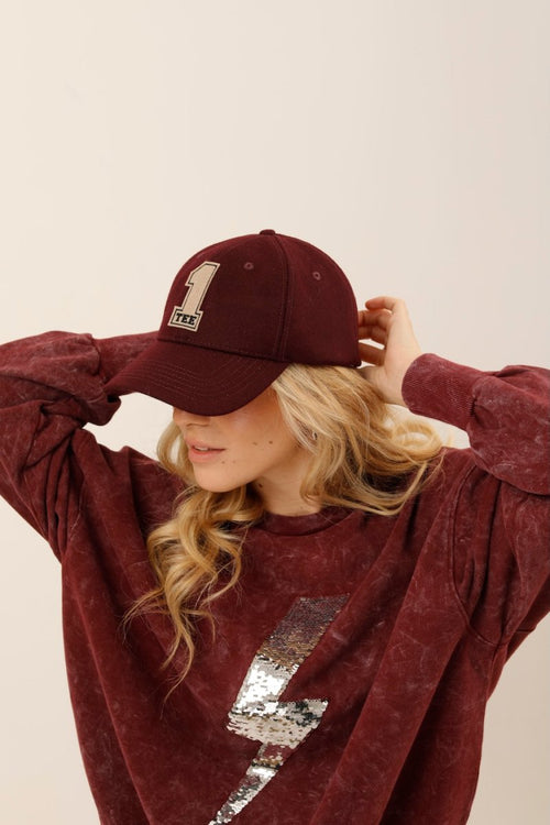 ONE BURGUNDY CAP - ONE TEE