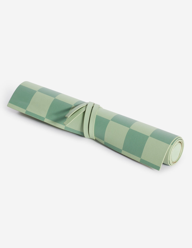 Cafe Kitsuné Nomad Backgammon Game
