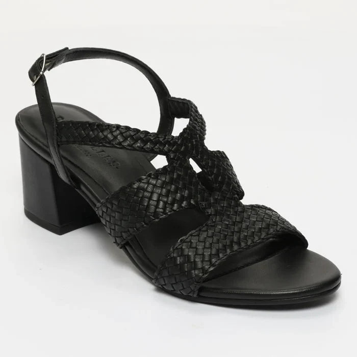 Fyntra Sandals - Black