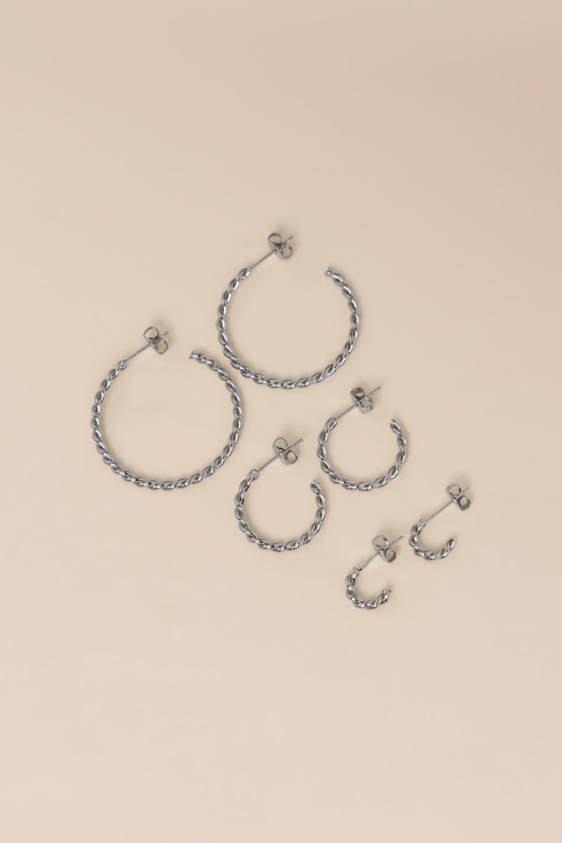 Narcisse M earrings - waekura